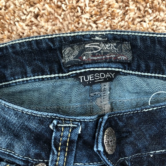 Silver jeans - Tuesday - W28 L33 - Picture 3 of 5